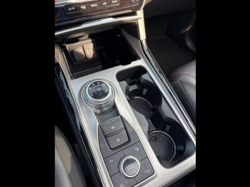 Photo 16 du bon plan FORD Explorer 3.0 EcoBoost 457ch Parallel PHEV ST-Line i-AWD BVA10 25cv occasion à 53985 €