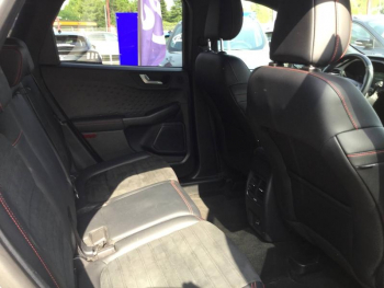 Photo 12 du bon plan FORD Kuga 2.0 EcoBlue 150ch mHEV ST-Line X occasion à 23990 €