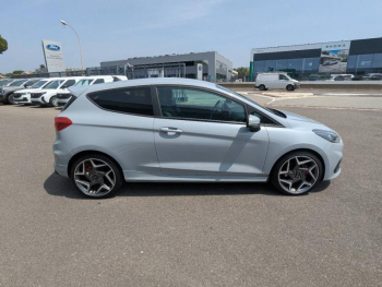Photo 9 du bon plan FORD Fiesta 1.5 EcoBoost 200ch Stop&Start ST-Plus 3p Euro6.2 occasion à 21870 €