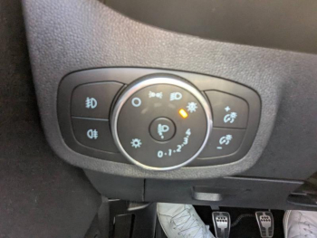 Photo 13 du bon plan FORD Fiesta 1.5 EcoBoost 200ch Stop&Start ST-Plus 3p Euro6.2 occasion à 21870 €