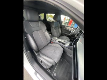 Photo 27 du bon plan AUDI A6 Avant 55 TFSI e 367ch CompÃ©tition quattro S tronic 7 16cv occasion à 47980 €