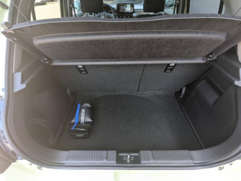 Photo 20 du bon plan SUZUKI Swift 1.2 Hybrid 83ch Pack occasion à 19390 €