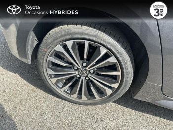 Photo 16 du bon plan TOYOTA Corolla 1.8 140ch Design MY24 occasion à 28790 €