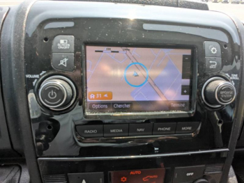 Photo 17 du bon plan CITROEN Jumper Fg VUL 33 L2H2 2.2 BlueHDi 140 S&S Driver occasion à 19800 €
