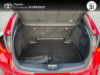 Photo 10 du bon plan TOYOTA C-HR 122h Collection 2WD E-CVT MY20 occasion à 25690 €