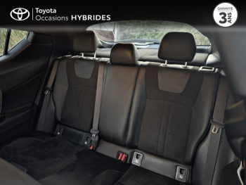 Photo 12 du bon plan TOYOTA C-HR 122h Collection 2WD E-CVT MY20 occasion à 25690 €