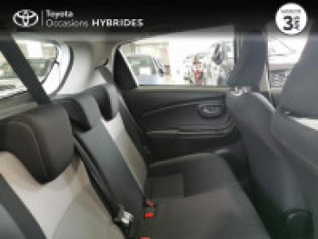 Photo 10 du bon plan TOYOTA Yaris 100h Dynamic 5p RC19 occasion à 13990 €