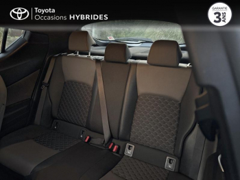 Photo 12 du bon plan TOYOTA C-HR 184h Distinctive 2WD E-CVT MY20 occasion à 23990 €