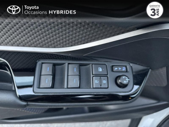Photo 20 du bon plan TOYOTA C-HR 184h Distinctive 2WD E-CVT MY20 occasion à 23990 €