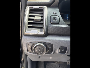 Photo 12 du bon plan FORD Ranger VUL 3.2 TDCi 200ch Double Cabine Wildtrak BVA occasion à 31990 €