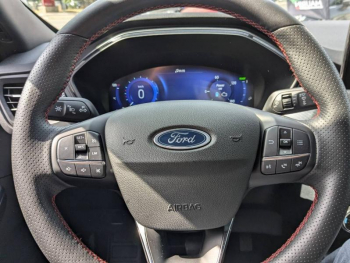 Photo 10 du bon plan FORD Kuga 2.5 Duratec 190ch FHEV E85 ST-Line BVA occasion à 29900 €
