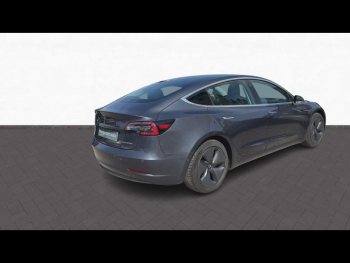 Photo 3 du bon plan TESLA Model 3 Long-Range Dual Motor AWD occasion à 21990 €
