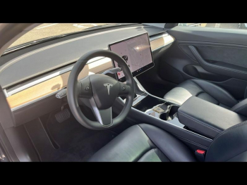Photo 5 du bon plan TESLA Model 3 Long-Range Dual Motor AWD occasion à 21990 €