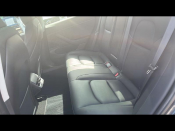 Photo 11 du bon plan TESLA Model 3 Long-Range Dual Motor AWD occasion à 21990 €