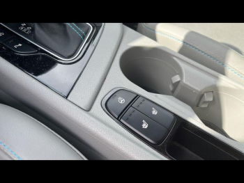 Photo 8 du bon plan KIA Niro 1.6 GDi 105ch ISG + Ã©lectrique 43.5ch Motion DCT6 occasion à 16990 €