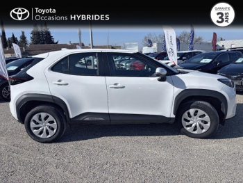 Photo 16 du bon plan TOYOTA Yaris Cross 116h Dynamic Business + Programme Beyond Zero Academy MY22 occasion à 20990 €