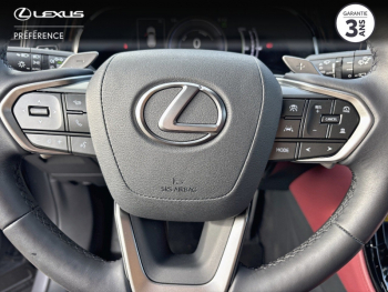 Photo 10 du bon plan LEXUS NX 450h+ 4WD Luxe occasion à 53584 €
