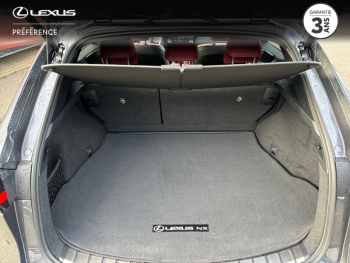 Photo 15 du bon plan LEXUS NX 450h+ 4WD Luxe occasion à 53584 €