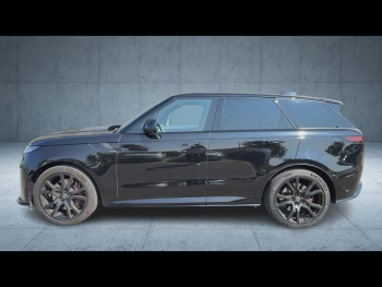 Photo 8 du bon plan LAND-ROVER Range Rover Sport 4.4 P635 635ch MHEV Dynamic SV Edit One Obsidian Black Gloss occasion à 299900 €
