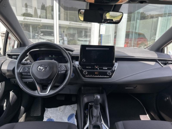 Photo 17 du bon plan TOYOTA Corolla 122h Dynamic MY22 occasion à 21490 €