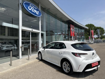 Photo 21 du bon plan TOYOTA Corolla 122h Dynamic MY22 occasion à 21490 €
