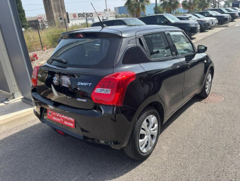 Photo 3 du bon plan SUZUKI Swift 1.2 Dualjet Hybrid 83ch Avantage occasion à 11990 €