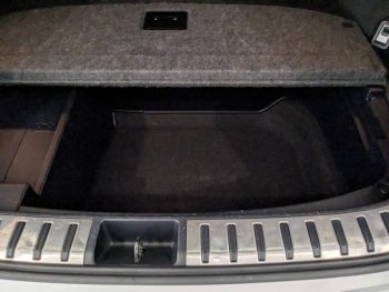 Photo 14 du bon plan LEXUS NX 300h 4WD Luxe occasion à 19900 €