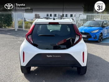 Photo 4 du bon plan TOYOTA Aygo X 1.0 VVT-i 72ch Dynamic S-CVT occasion à 15490 €