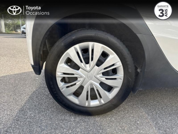 Photo 16 du bon plan TOYOTA Aygo X 1.0 VVT-i 72ch Dynamic S-CVT occasion à 15490 €