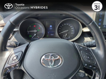 Photo 13 du bon plan TOYOTA C-HR 122h Distinctive 2WD E-CVT RC18 occasion à 18900 €