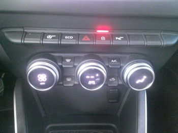Photo 7 du bon plan DACIA Duster 1.2 TCe 125ch Prestige 4X2 occasion à 11900 €