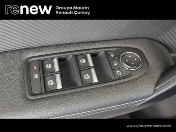 Photo 13 du bon plan RENAULT Captur 1.6 E-Tech hybride 145ch Engineered occasion à 26490 €