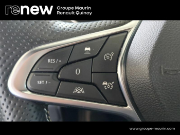 Photo 17 du bon plan RENAULT Captur 1.6 E-Tech hybride 145ch Engineered occasion à 26490 €