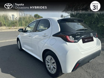 Photo 2 du bon plan TOYOTA Yaris 116h Dynamic Business 5p + Programme Beyond Zero Academy MY22 occasion à 19990 €