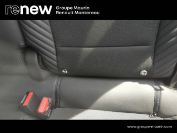 Photo 16 du bon plan RENAULT Captur 1.6 E-Tech full hybrid 145ch esprit Alpine occasion à 29490 €
