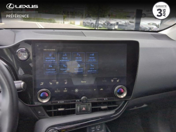 Photo 15 du bon plan LEXUS NX 450h+ Executive 4WD MY24 occasion à 54990 €