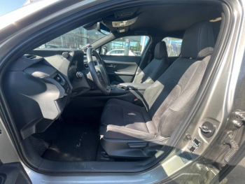 Photo 10 du bon plan LEXUS UX 250h 2WD Pack MY20 occasion à 24800 €