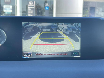 Photo 18 du bon plan LEXUS UX 250h 2WD Pack MY20 occasion à 24800 €