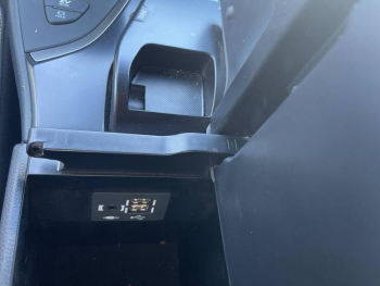 Photo 22 du bon plan LEXUS UX 250h 2WD Pack MY20 occasion à 24800 €