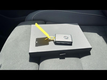 Photo 16 du bon plan VOLVO XC40 B3 163ch Ultimate DCT 7 occasion à 30900 €