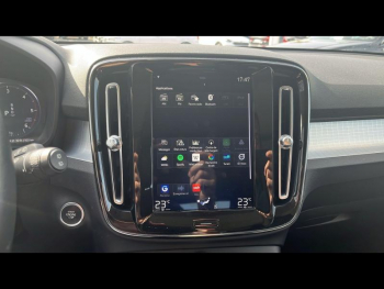 Photo 14 du bon plan VOLVO XC40 D3 AdBlue 150ch Momentum Geartronic 8 occasion à 22900 €