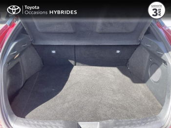 Photo 10 du bon plan TOYOTA C-HR 122h Collection 2WD E-CVT RC18 occasion à 18490 €