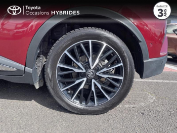 Photo 16 du bon plan TOYOTA C-HR 122h Collection 2WD E-CVT RC18 occasion à 18490 €