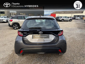 Photo 4 du bon plan TOYOTA Yaris 116h Dynamic Business 5p + Programme Beyond Zero Academy MY22 occasion à 18990 €