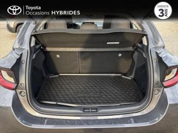 Photo 10 du bon plan TOYOTA Yaris 116h Dynamic Business 5p + Programme Beyond Zero Academy MY22 occasion à 18990 €