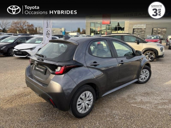 Photo 18 du bon plan TOYOTA Yaris 116h Dynamic Business 5p + Programme Beyond Zero Academy MY22 occasion à 18990 €