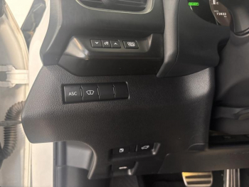 Photo 23 du bon plan LEXUS UX 250h 2WD F SPORT MY19 occasion à 25990 €