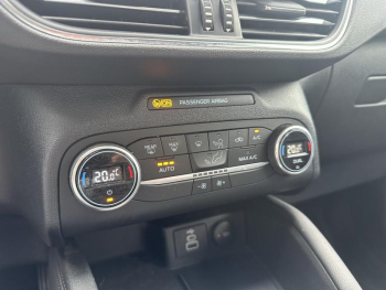 Photo 14 du bon plan FORD Kuga 2.5 Duratec 190ch FHEV E85 Titanium BVA occasion à 27490 €