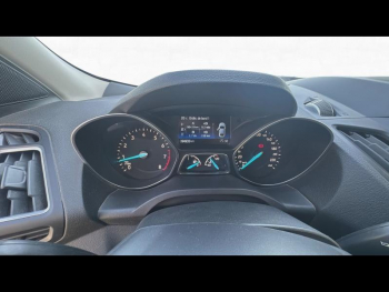 Photo 11 du bon plan FORD Kuga 1.5 EcoBoost 150ch Stop&Start Titanium 4x2 Euro6.2 occasion à 15990 €
