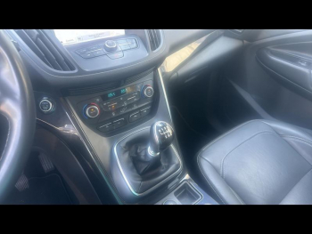 Photo 12 du bon plan FORD Kuga 1.5 EcoBoost 150ch Stop&Start Titanium 4x2 Euro6.2 occasion à 15990 €